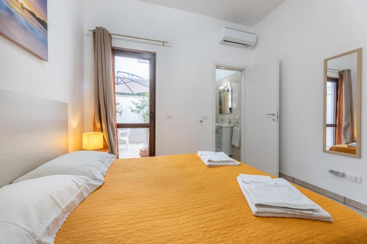 Giulio'S Apartment Taviano  Εξωτερικό φωτογραφία